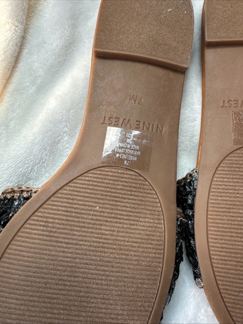 Nine West Women’s Black Woven Strap Tan Slide Sandals- Size 7 - Picture 4 of 5